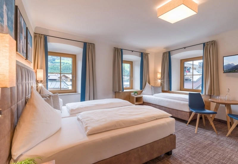 Dreibettzimmer-Berg-Glueck